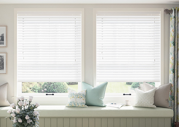 Cotswold, Cosmic White Gloss - Venetian Blind - Image 3